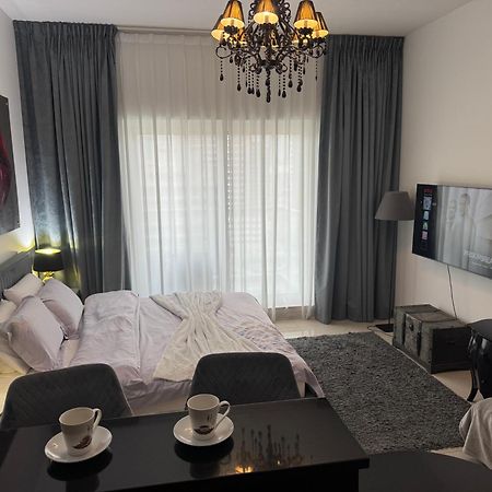 Great View, Dubai Sportcity, Parking Included, Nice Apartments Exteriér fotografie