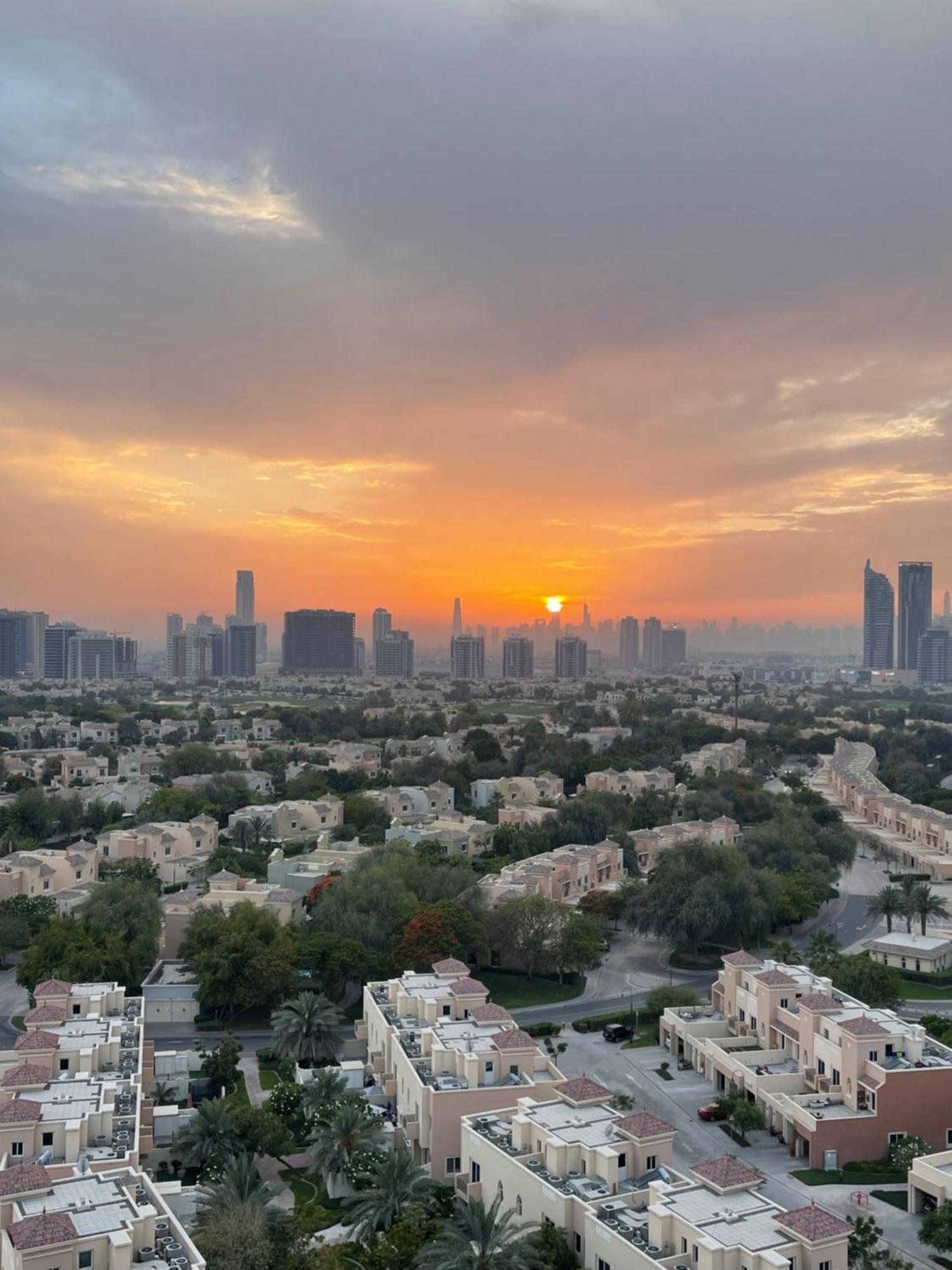 Great View, Dubai Sportcity, Parking Included, Nice Apartments Exteriér fotografie